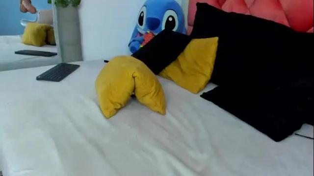 Image 2 of victoriawills_ Stream on Chaturbate on 26 days ago