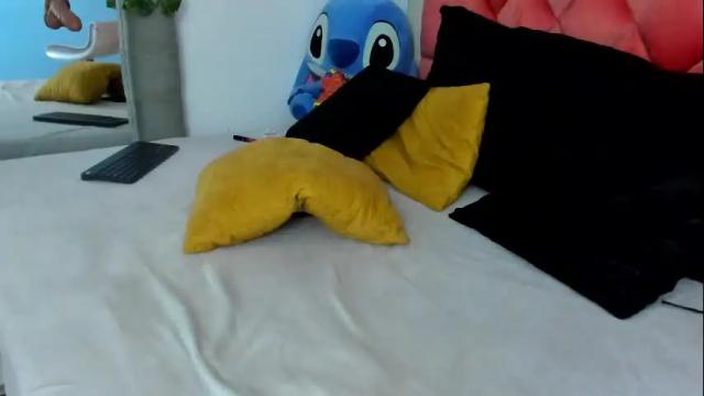Image 3 of victoriawills_ Stream on Chaturbate on 26 days ago