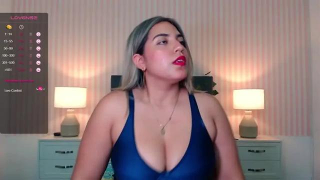 Image 7 of victoriaxspencer Stream on Chaturbate on 22 months ago