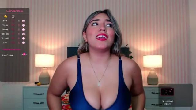 Image 7 of victoriaxspencer Stream on Chaturbate on 22 months ago