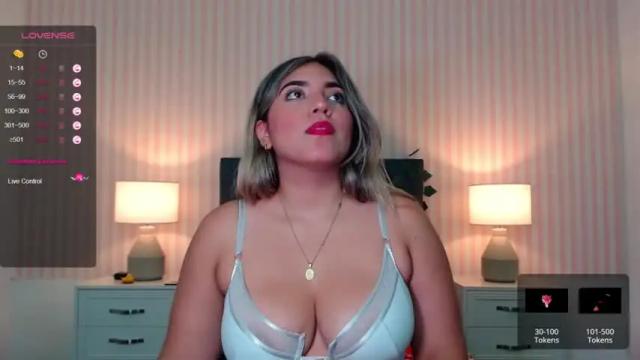Thumbnail 1, victoriaxspencer's Stream at Chaturbate, 21 months ago