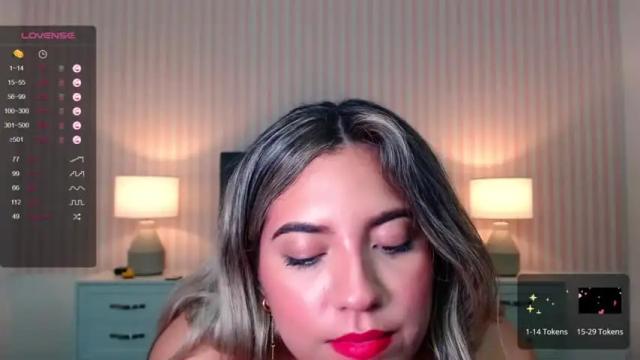 Image 10 of victoriaxspencer Stream on Chaturbate on 21 months ago