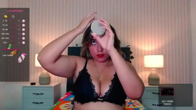Image 6 of victoriaxspencer Stream on Chaturbate on 20 months ago