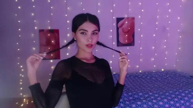 Image 6 of victoriia_henao_ Stream on Chaturbate on 14 months ago