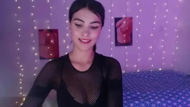 Image 7 of victoriia_henao_ Stream on Chaturbate on 14 months ago