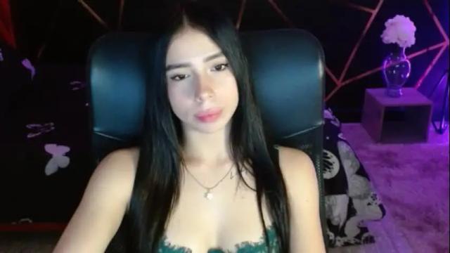 Image 7 of victoriiavegaa Stream on Chaturbate on 6 months ago
