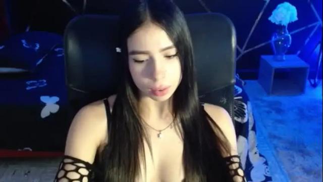 Image 10 of victoriiavegaa Stream on Chaturbate on 5 months ago