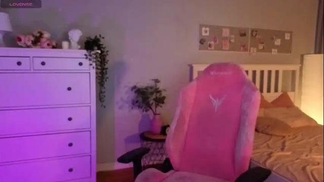 Image 2 of vida_guerra Stream on Chaturbate on 5 months ago