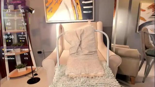 Image 2 of vienah Stream on Chaturbate on 4 months ago