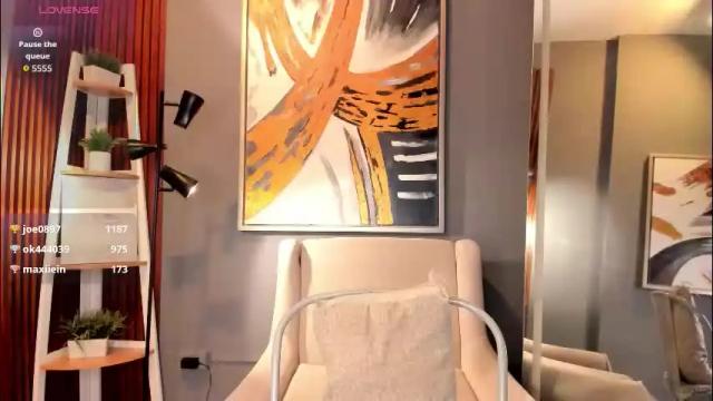 Image 6 of vienah Stream on Chaturbate on 4 months ago