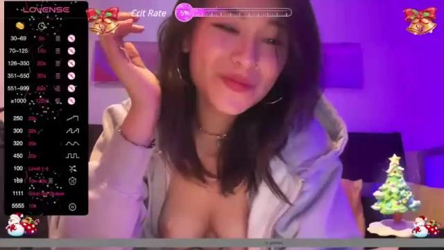 Image 7 of vietwhhore Stream on Chaturbate on 18 months ago