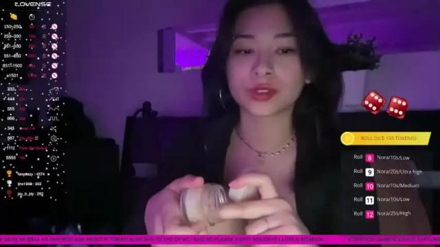 Image 4 of vietwhhore Stream on Chaturbate on 18 months ago