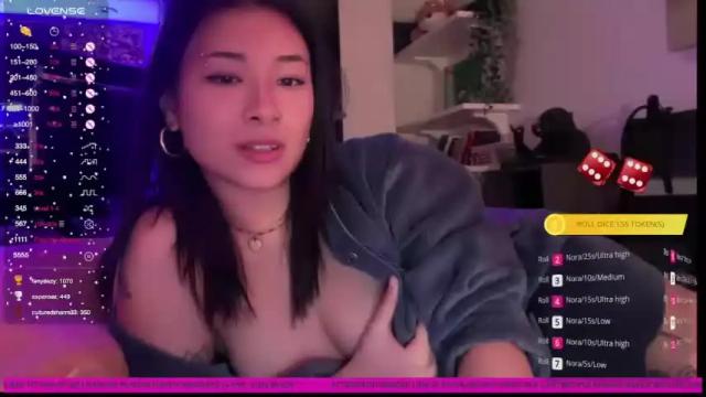 Image 10 of vietwhhore Stream on Chaturbate on 18 months ago