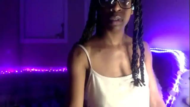 Image 2 of viiickyyy Stream on Chaturbate on 21 days ago