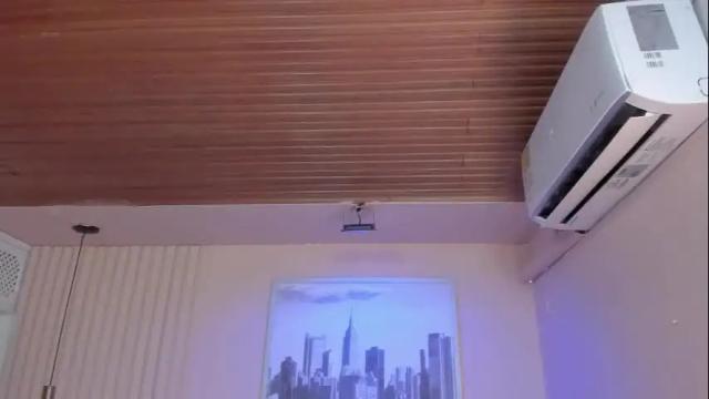 Image 3 of viiolett_lee Stream on Chaturbate on 1 month ago