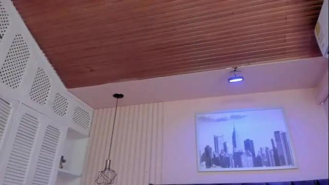 Image 4 of viiolett_lee Stream on Chaturbate on 1 month ago