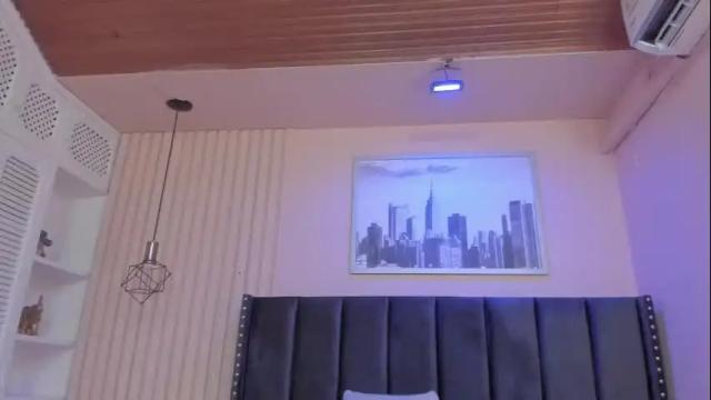 Image 8 of viiolett_lee Stream on Chaturbate on 1 month ago