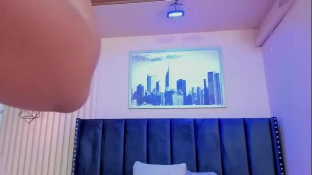Image 4 of viiolett_lee Stream on Chaturbate on 1 month ago
