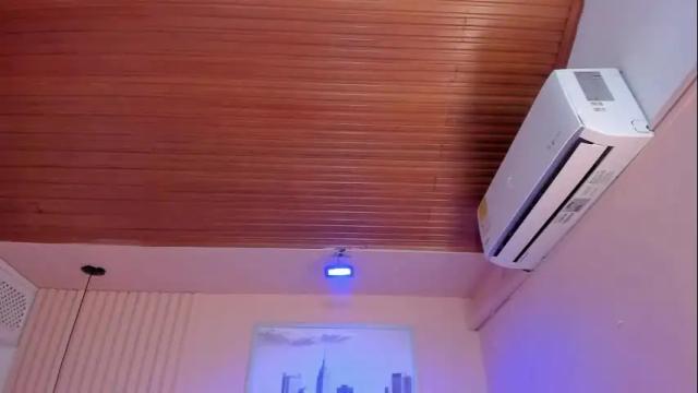 Image 8 of viiolett_lee Stream on Chaturbate on 1 month ago