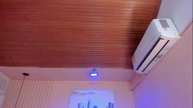 Thumbnail 3, viiolett_lee's Stream at Chaturbate, 1 month ago