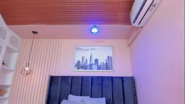 Image 11 of viiolett_lee Stream on Chaturbate on 1 month ago