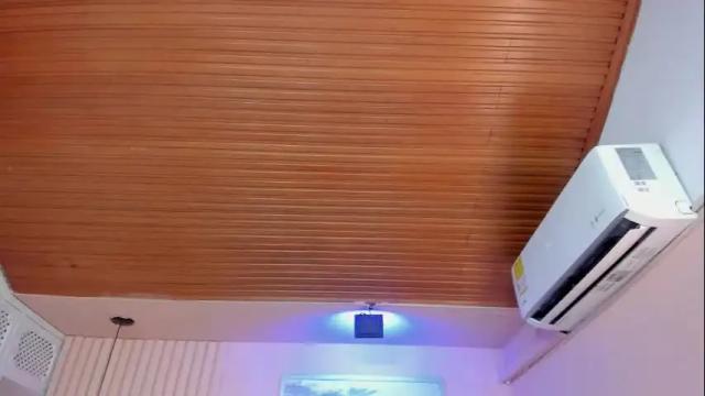 Thumbnail 3, viiolett_lee's Stream at Chaturbate, 1 month ago