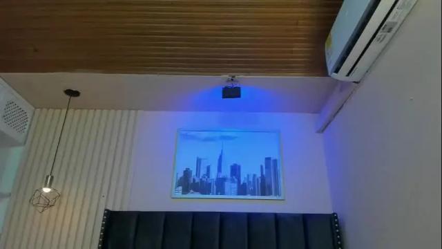 Image 8 of viiolett_lee Stream on Chaturbate on 17 days ago