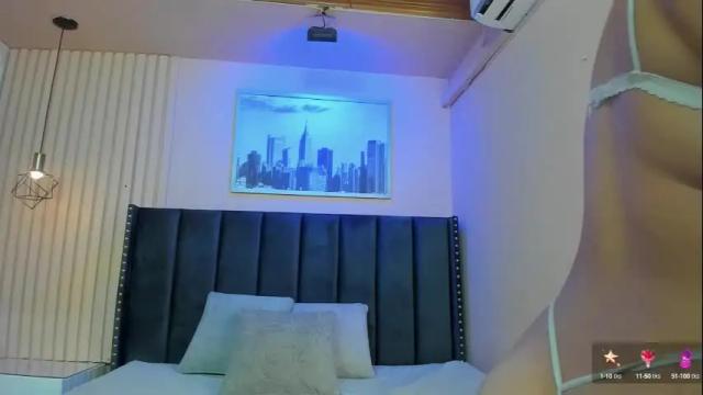 Image 11 of viiolett_lee Stream on Chaturbate on 6 days ago