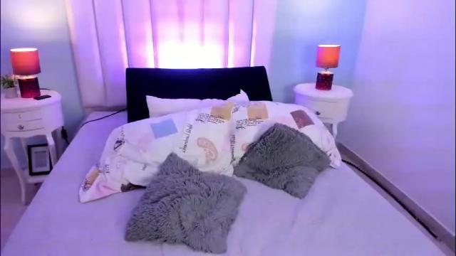Image 8 of viiooleet Stream on Chaturbate on 1 month ago