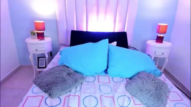 Image 11 of viiooleet Stream on Chaturbate on 28 days ago