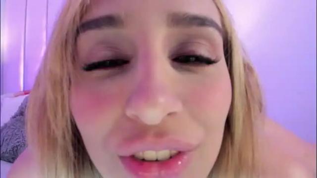 Image 6 of viiooleet Stream on Chaturbate on 3 days ago