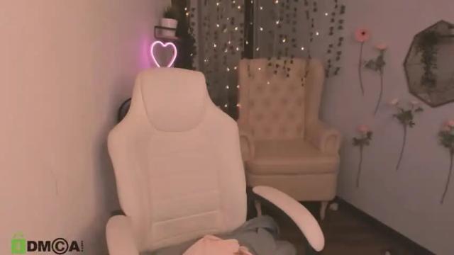Image 12 of viiviart Stream on Chaturbate on 14 months ago