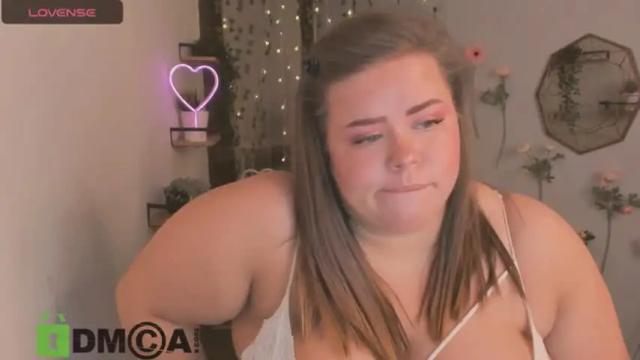 Image 12 of viiviart Stream on Chaturbate on 13 months ago