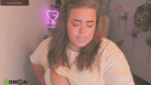 Image 10 of viiviart Stream on Chaturbate on 12 months ago