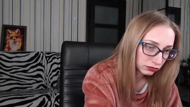 Image 4 of vikaericka Stream on Chaturbate on 3 months ago