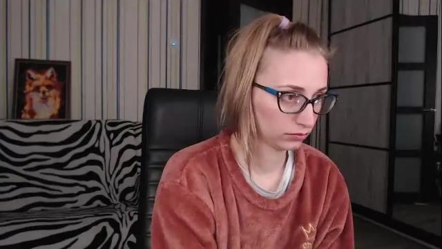 Image 12 of vikaericka Stream on Chaturbate on 2 months ago