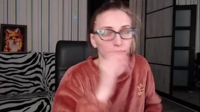 Image 12 of vikaericka Stream on Chaturbate on 2 months ago