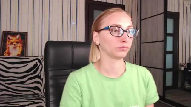Image 12 of vikaericka Stream on Chaturbate on 1 month ago
