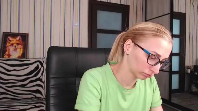 Image 7 of vikaericka Stream on Chaturbate on 1 month ago