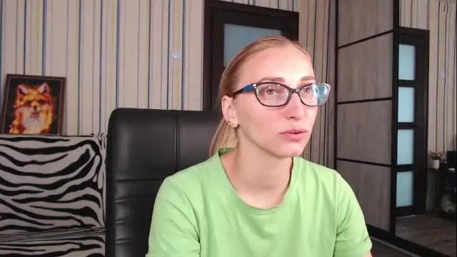 Image 8 of vikaericka Stream on Chaturbate on 1 month ago