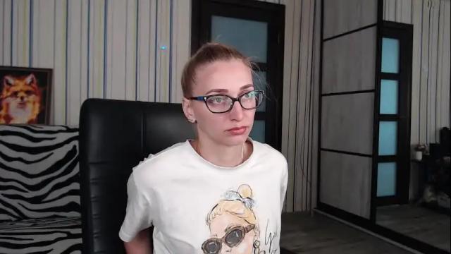 Image 4 of vikaericka Stream on Chaturbate on 1 month ago