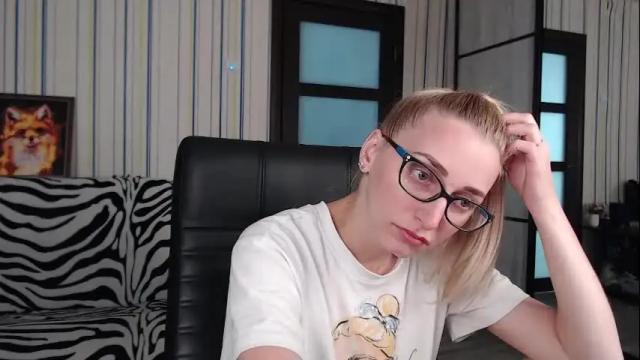 Image 7 of vikaericka Stream on Chaturbate on 1 month ago