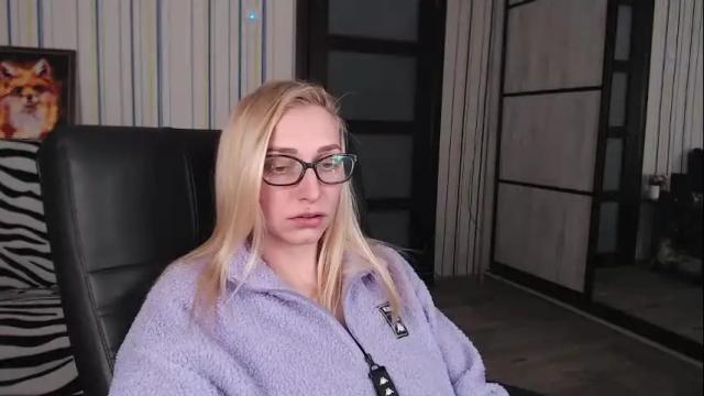 Image 7 of vikaericka Stream on Chaturbate on 1 month ago