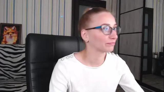 Image 2 of vikaericka Stream on Chaturbate on 1 month ago