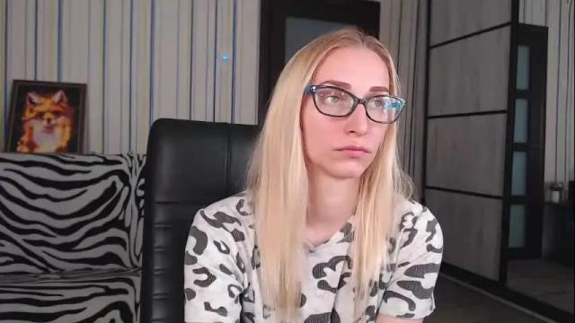 Image 10 of vikaericka Stream on Chaturbate on 1 month ago