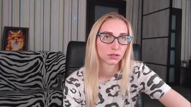 Image 6 of vikaericka Stream on Chaturbate on 1 month ago