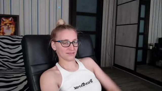 Image 7 of vikaericka Stream on Chaturbate on 23 days ago