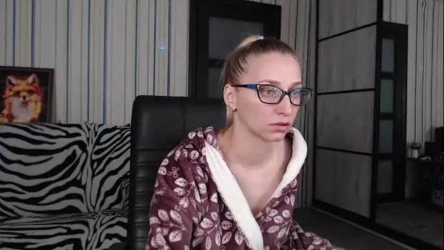 Image 3 of vikaericka Stream on Chaturbate on 13 days ago