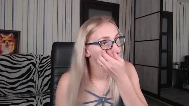 Image 6 of vikaericka Stream on Chaturbate on 18 hours ago