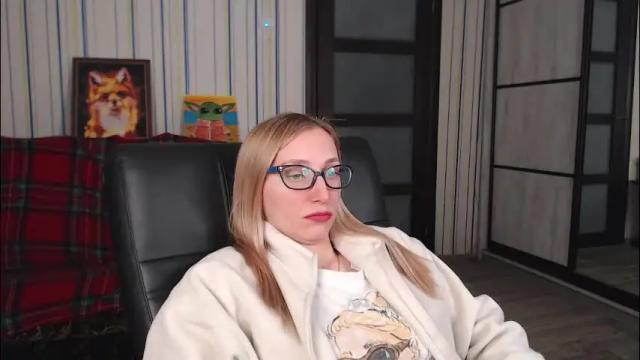 Image 11 of vikaericka Stream on Chaturbate on 2 months ago
